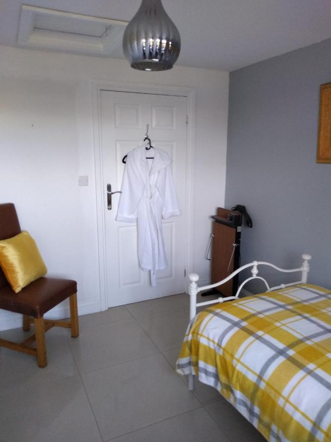 The White Dove Bed And Breakfast With Glamping Newark Showground Buitenkant foto